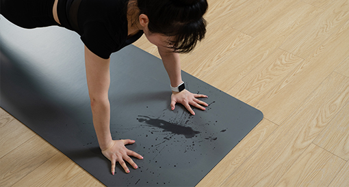 Do rubber yoga mats contain formaldehyde